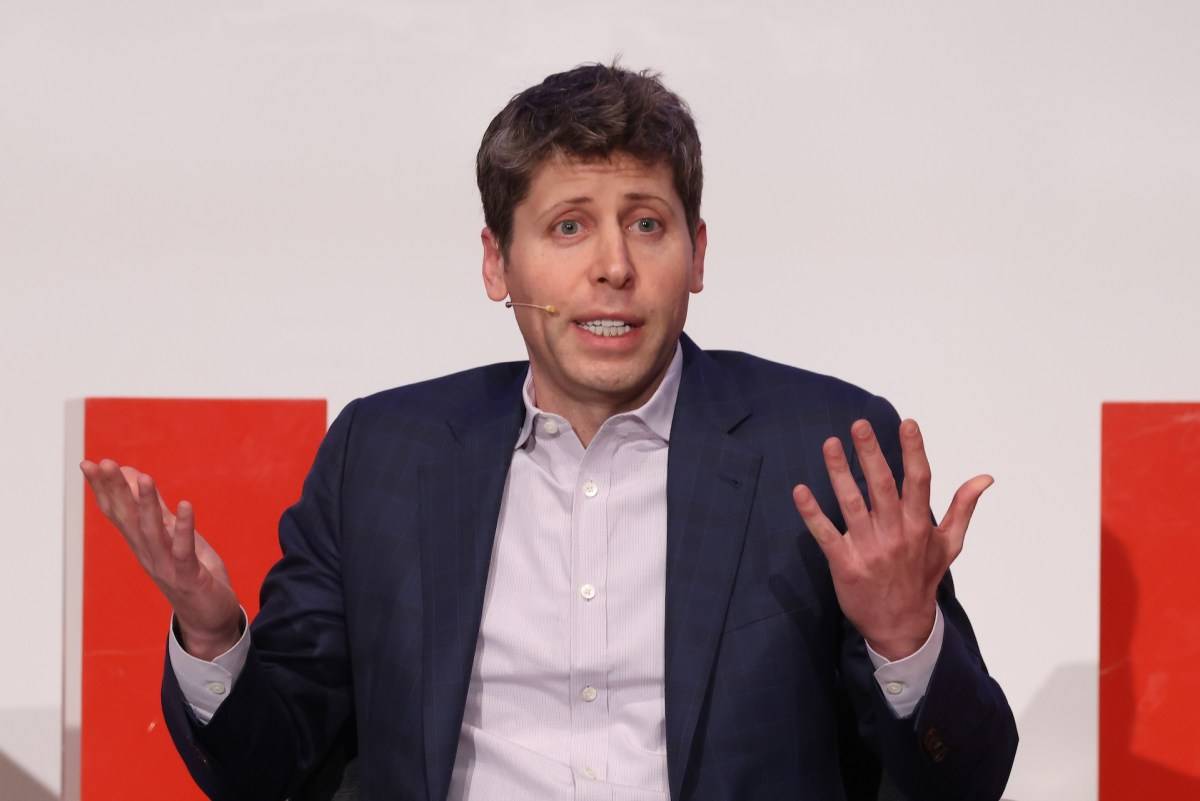 AI Labs Want to Slow Down, But Amazon and SpaceX Continue Rapid Expansion