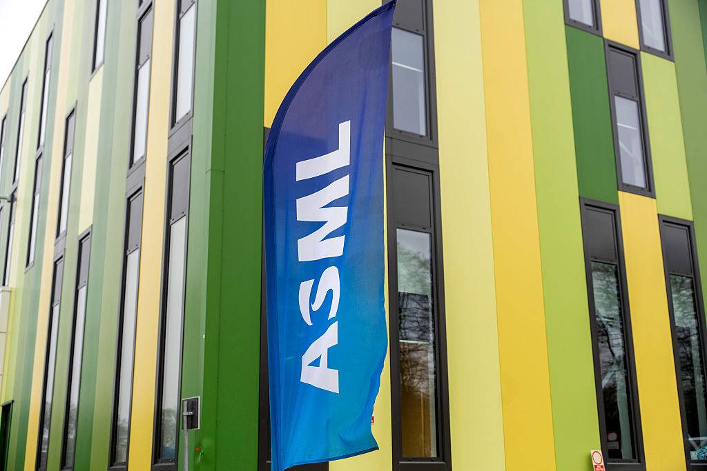 Europe Opposes Washington's Chip War Over ASML