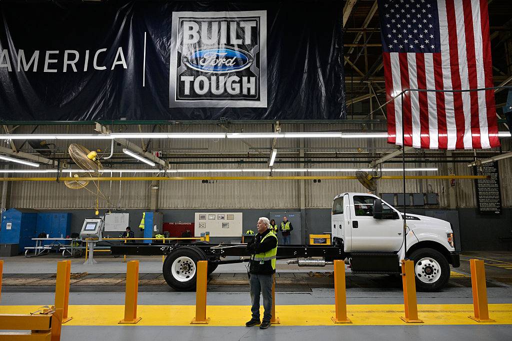 Ford Rehires Veteran Engineers After AI Fails to Meet Quality Goals