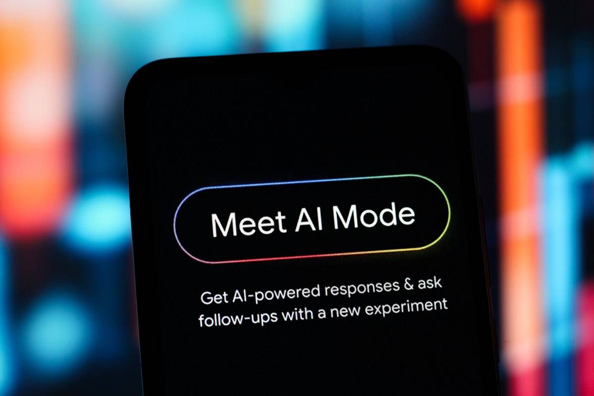 Google's AI Mode Now Tracks Flight Prices and Helps Book Hotels