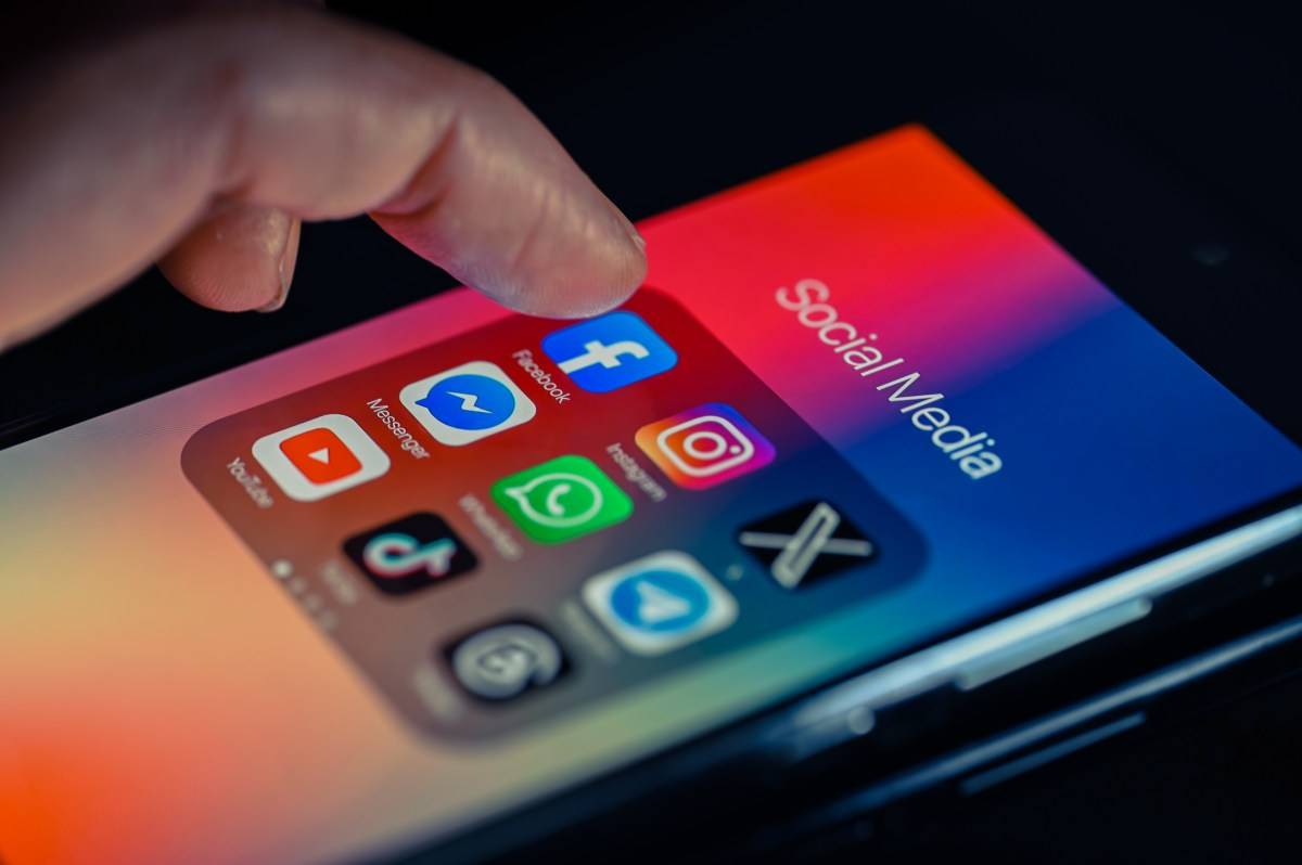 Social Media Platforms Introduce User-Controlled Algorithms