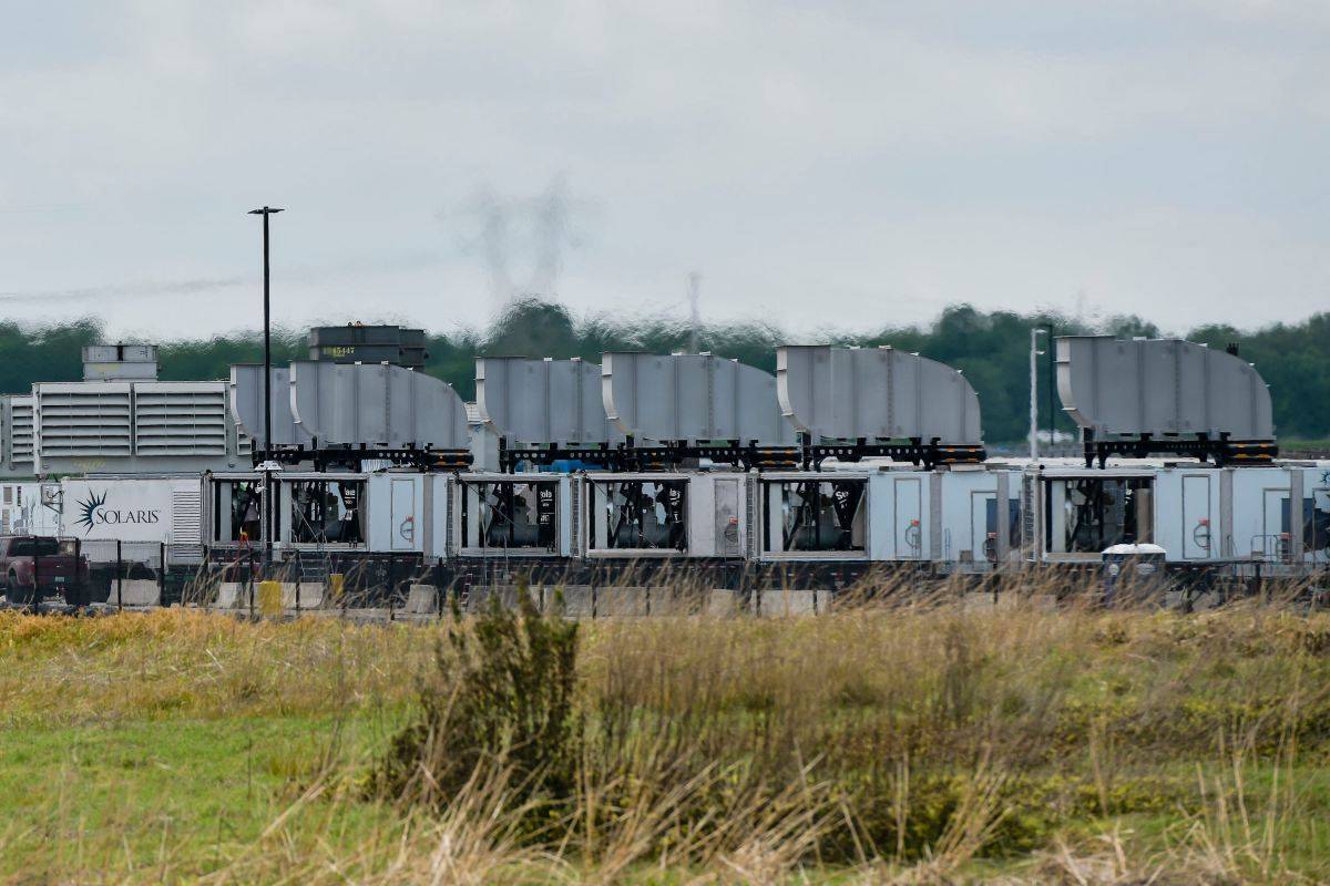 SpaceX to Remove xAI Turbines by 2027