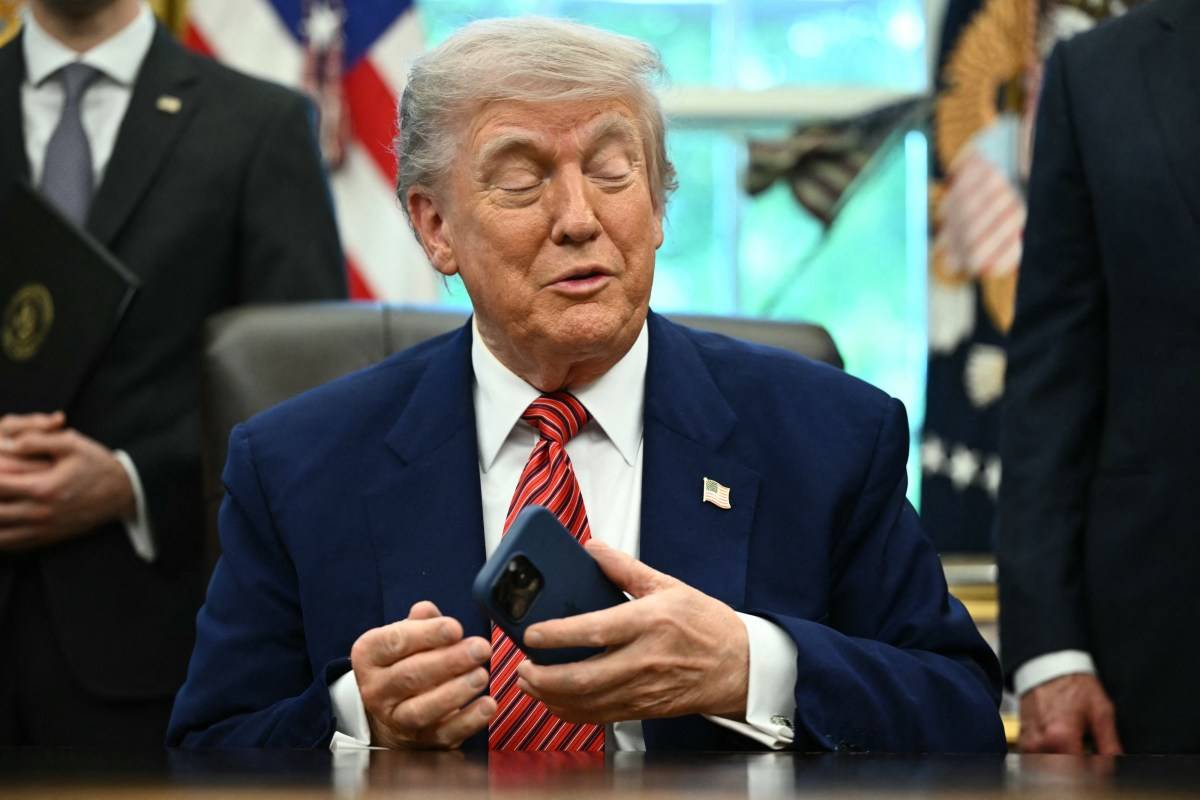 Trump Administration Considers Equity Stake in OpenAI