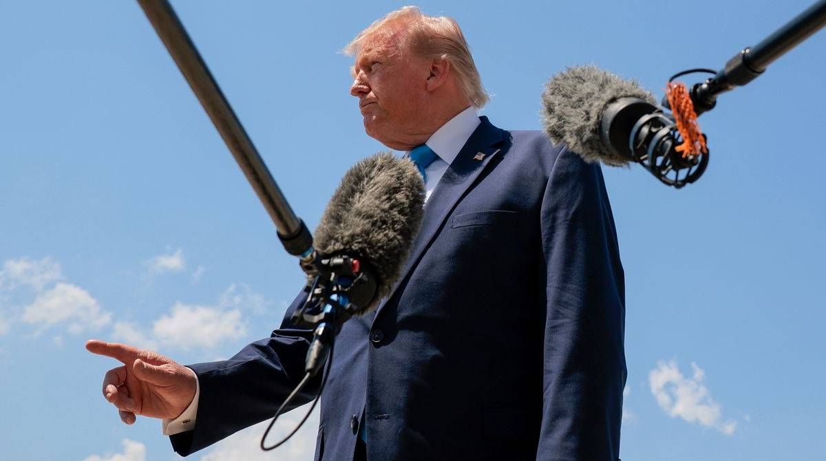 White House Struggles to Revive AI Regulation Plan